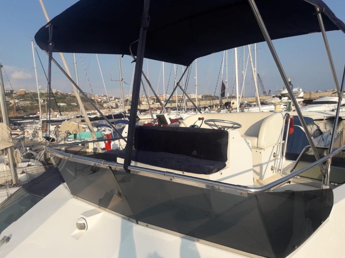 מלון Sanremo Charter Boat And Breakfast מראה חיצוני תמונה