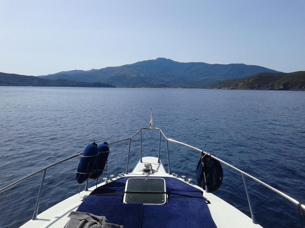 מלון Sanremo Charter Boat And Breakfast מראה חיצוני תמונה